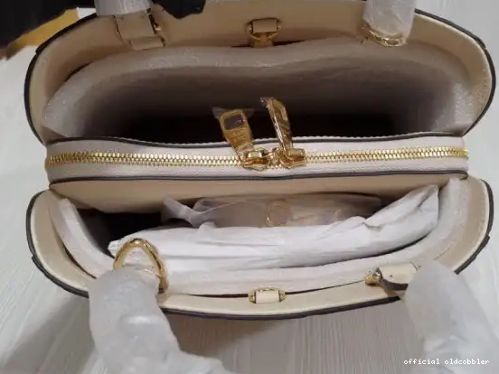 Official oldcobbler LOUIS MONTAIGNE VUITTON BB 0531